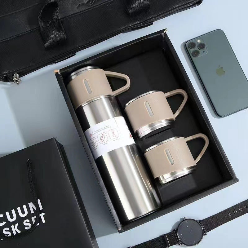 Kubek podr�?ny ze stali nierdzewnej z izolacj? pr�?niow? Ma boutique
