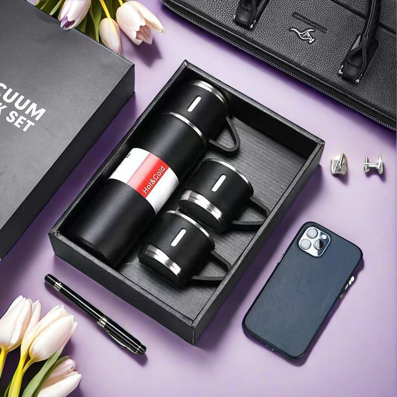 Kubek podr�?ny ze stali nierdzewnej z izolacj? pr�?niow? Ma boutique